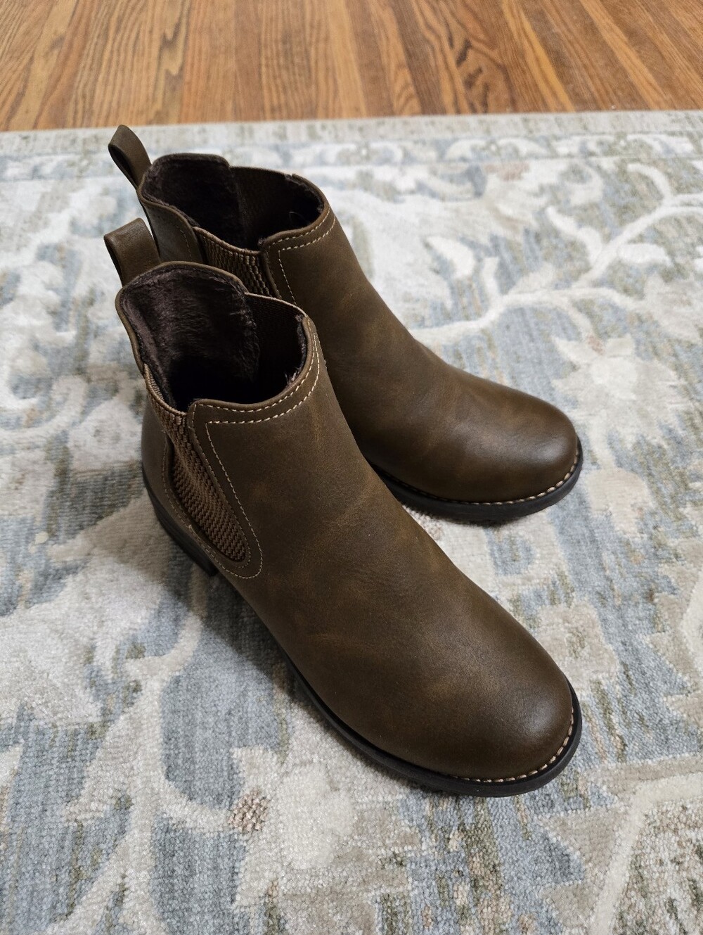 Brown Leather Chelsea Boots
